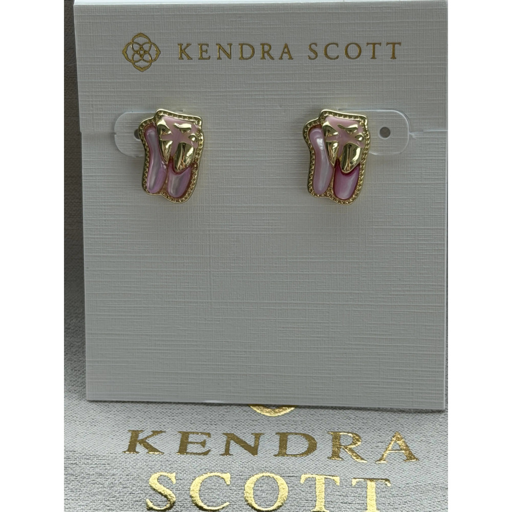 Kendra Scott earrings